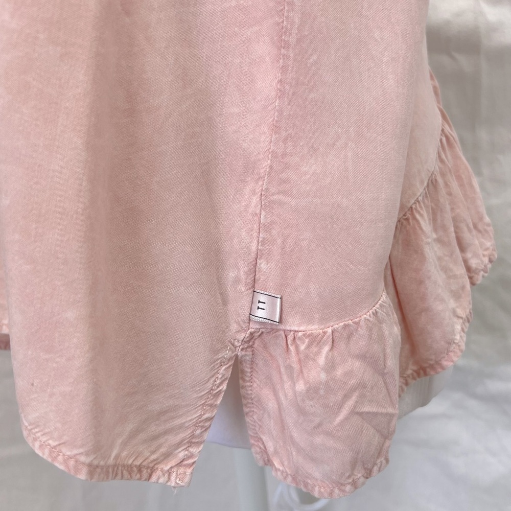 Anthropologie NYTT pink tank with ruffled cross back detail. - Picture 3 of 8